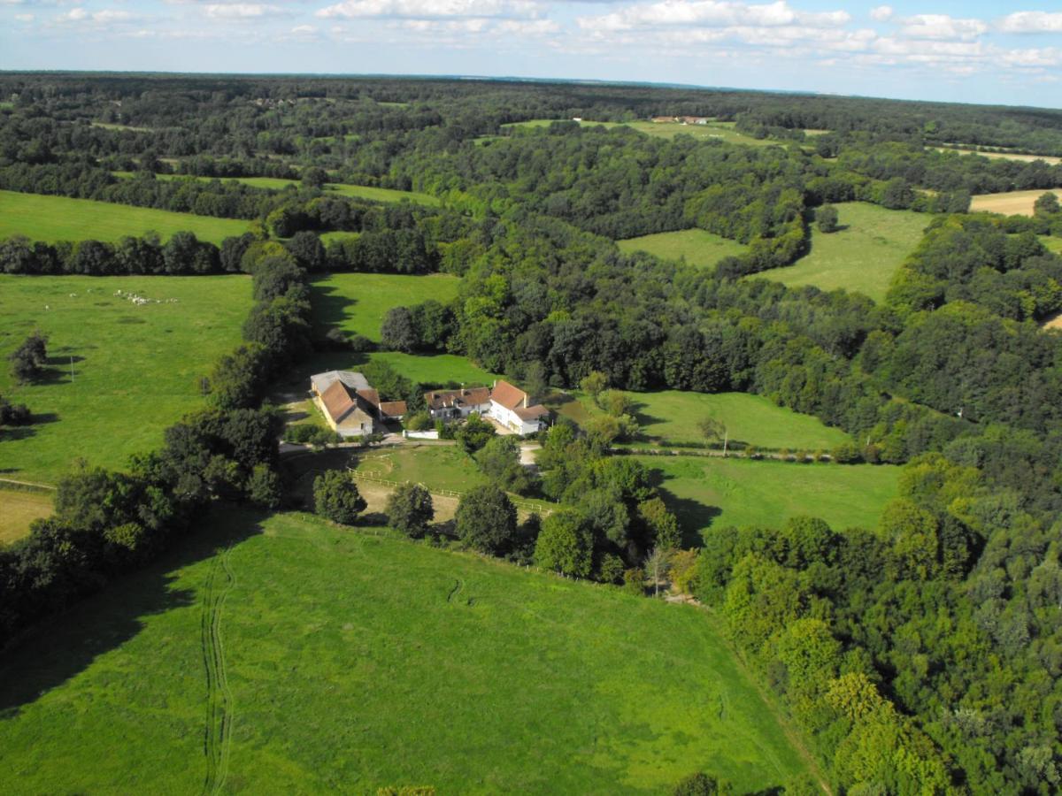 Saint-Amand-en-Puisaye Domaine De Varenne B&B 외부 사진